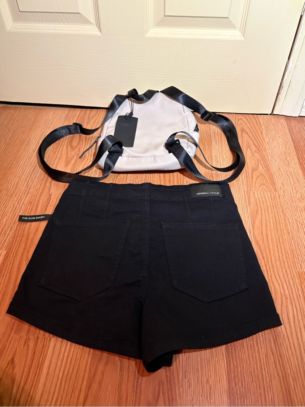 Kendall & Kylie Black High-Rise Button Shorts AND backpack - Picture 10 of 13